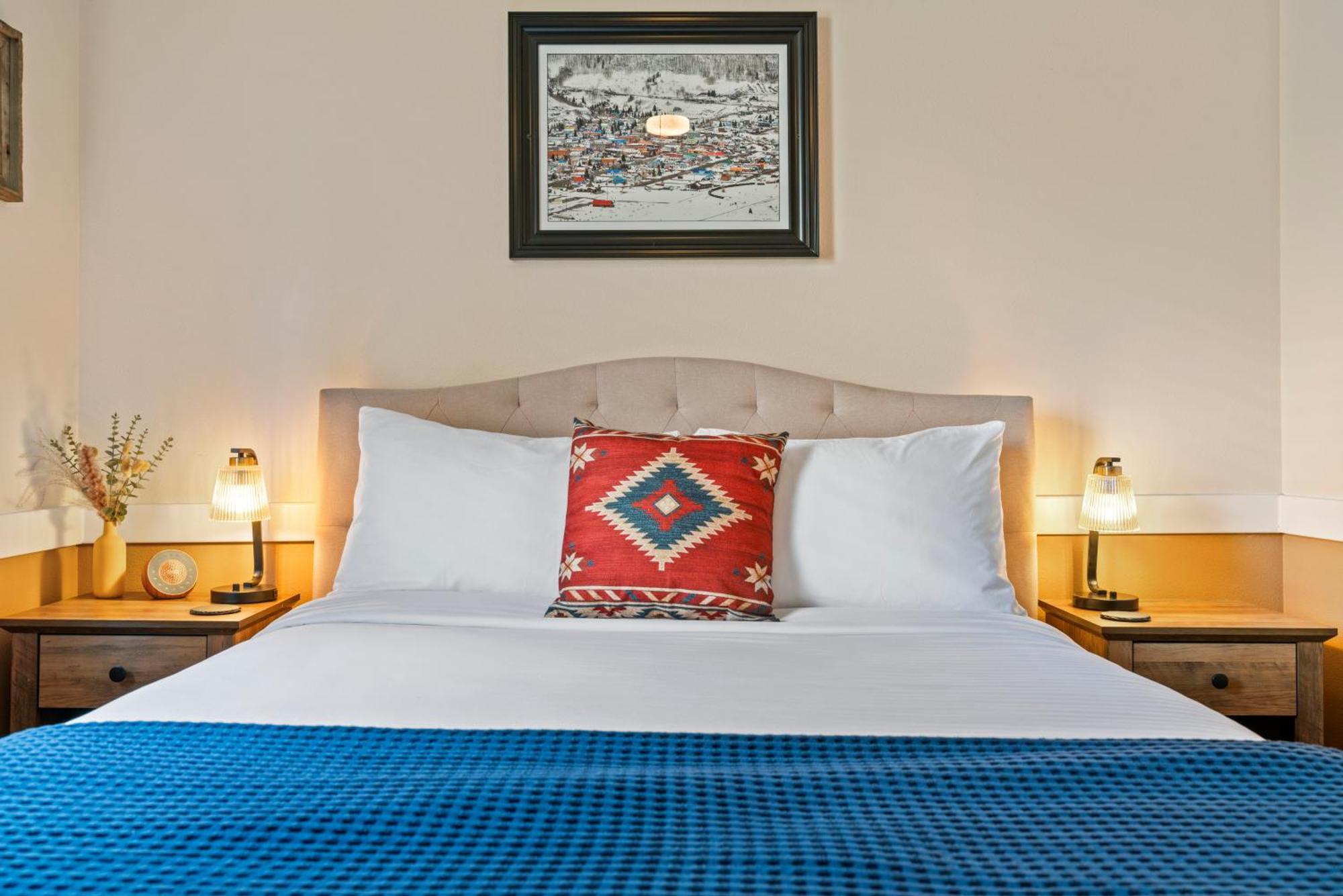 Отель The Bent Elbow Silverton Экстерьер фото