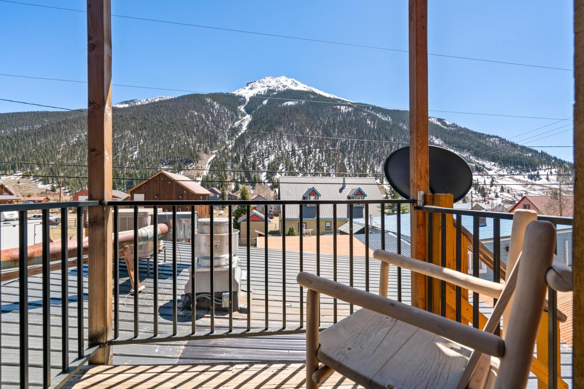 Отель The Bent Elbow Silverton Экстерьер фото